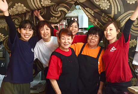 朝倉の市内から少し離れた大平山の麓にある「農産物と豆腐の店 ぬくもり畑」